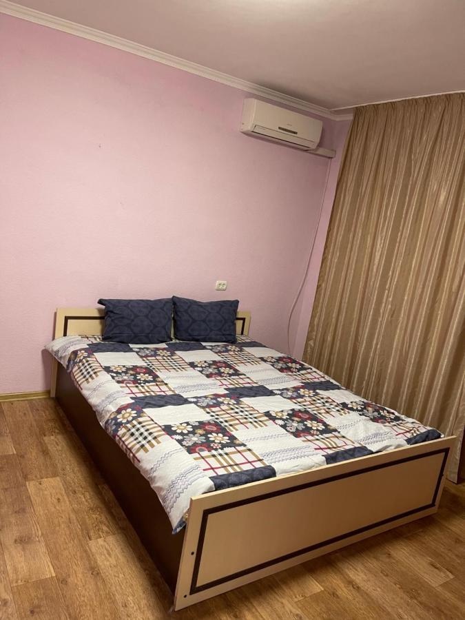 Апартаменты На Гоголя,460 Tcherkássi Exterior foto
